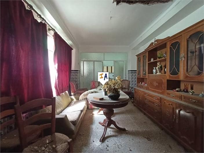 5 soveværelse Byhus til salg i Casariche - € 69.000 (Ref: 7555794)