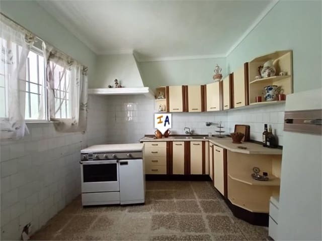 5 soveværelse Byhus til salg i Casariche - € 69.000 (Ref: 7555794)