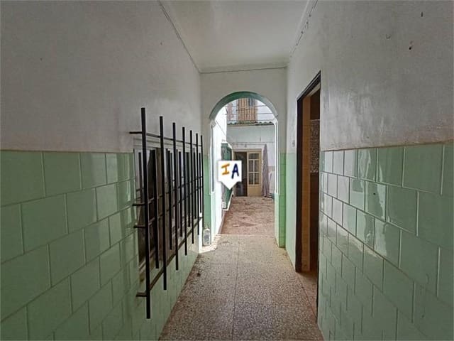 5 soveværelse Byhus til salg i Casariche - € 69.000 (Ref: 7555794)