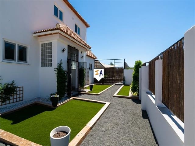 6 slaapkamer Villa te koop in Iznájar met zwembad garage - € 845.000 (Ref: 7558320)