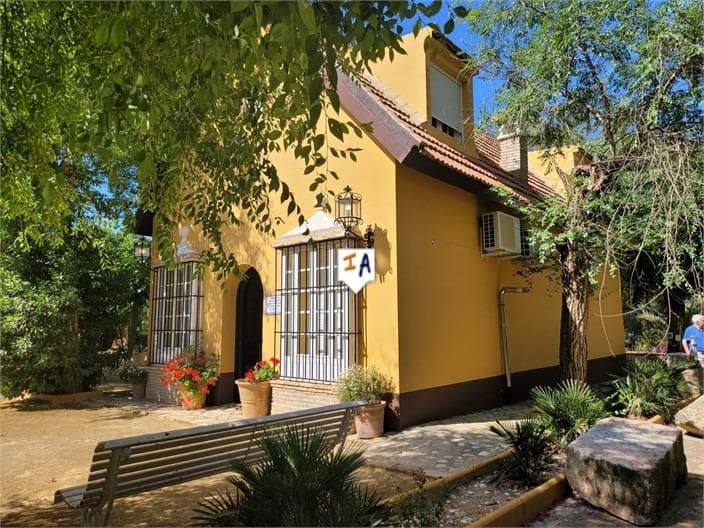 7 soverom Finca/Herregård til salgs i Moron de la Frontera med svømmebasseng garasje - € 425 000 (Ref: 7569928)