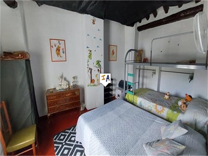 3 soveværelse Finca/Landehus til salg i Carcabuey med garage - € 89.000 (Ref: 7591594)