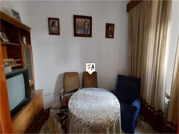 4 bedroom Townhouse for sale in Luque with garage - € 45,000 (Ref: 7593595)