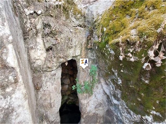 4 soverom Hus til salgs i Luque med garasje - € 45 000 (Ref: 7593595)