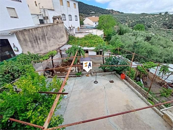 5 soveværelse Byhus til salg i Iznajar med garage - € 129.075 (Ref: 7631803)