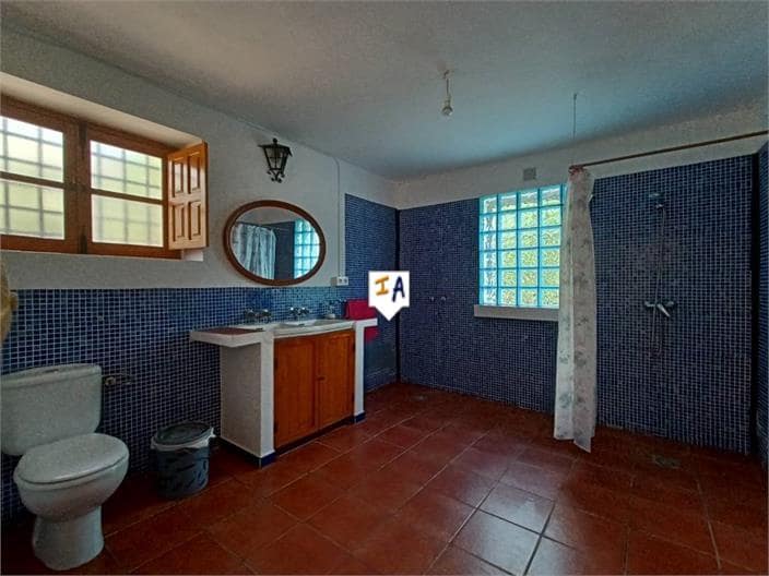 6 slaapkamer Finca/Landhuis te koop in Iznajar met garage - € 446.600 (Ref: 7641736)