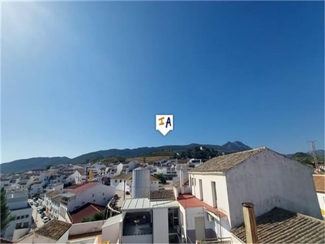 4 slaapkamer Appartement te koop in Carcabuey met garage - € 78.000 (Ref: 7668260)