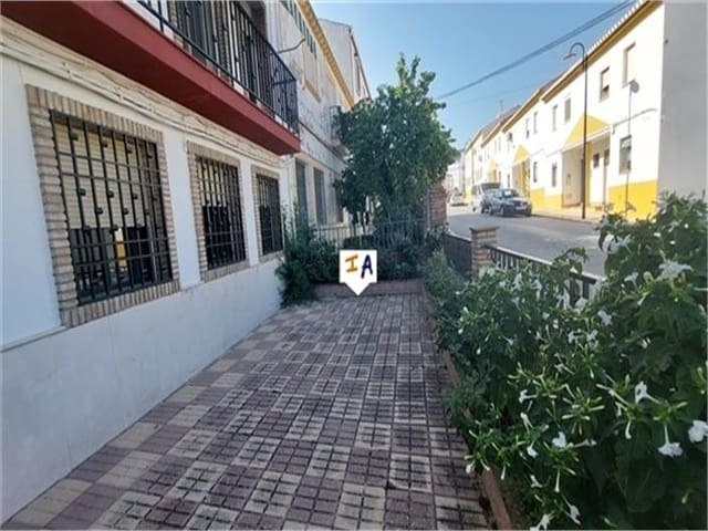 4 slaapkamer Appartement te koop in Carcabuey met garage - € 78.000 (Ref: 7668260)