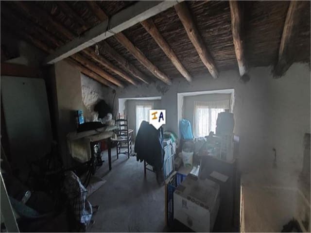 3 slaapkamer Finca/Landhuis te koop in Alcalá la Real met garage - € 65.000 (Ref: 7692306)