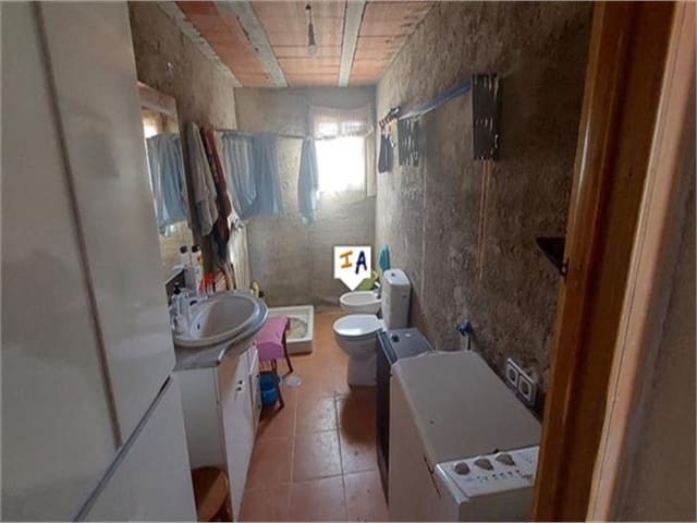 3 slaapkamer Finca/Landhuis te koop in Alcalá la Real met garage - € 65.000 (Ref: 7692306)