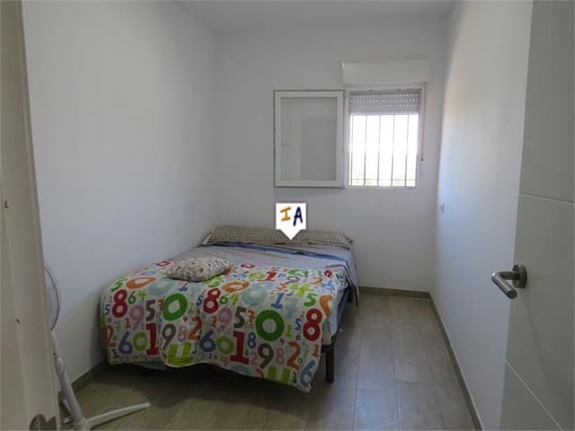 2 makuuhuone Maalaistalo myytävänä paikassa Monte Lope Alvarez, Martos mukana uima-altaan 
autotalli - 175 000 € (Ref: 7717730)