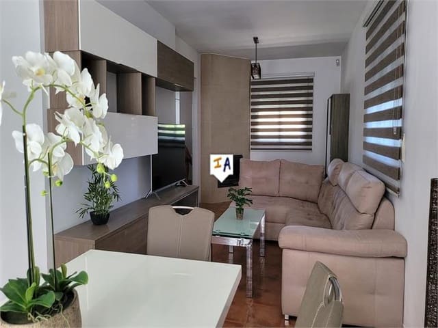 3 soveværelse Byhus til salg i Sierra de Yeguas med swimmingpool - € 215.000 (Ref: 7724660)