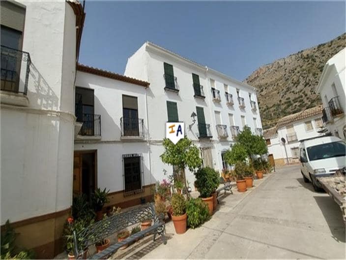 6 slaapkamer Huis te koop in Priego de Cordoba met garage - € 90.000 (Ref: 7739238)