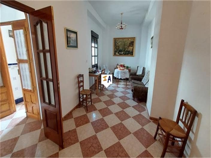 6 slaapkamer Huis te koop in Priego de Cordoba met garage - € 90.000 (Ref: 7739238)