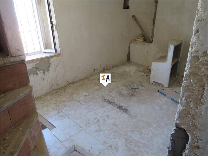 3 chambre Maison de Ville à vendre à Martos avec garage - 45 000 € (Ref: 7739827)