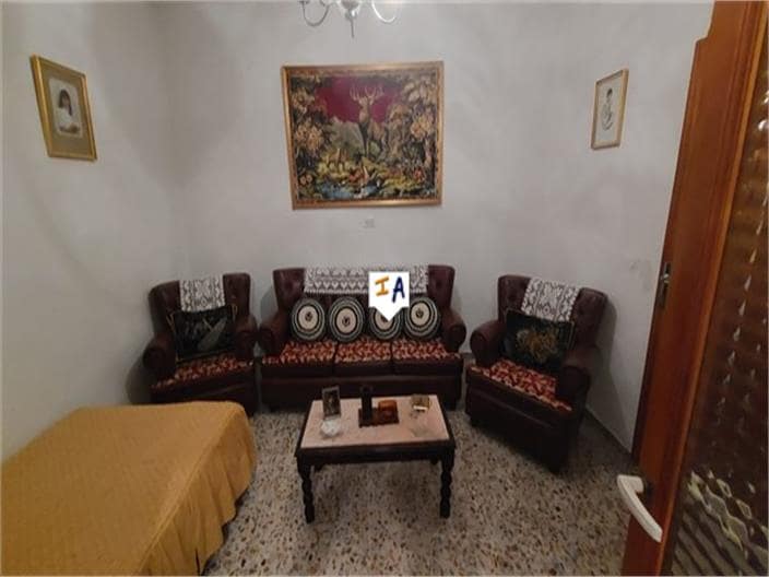 5 soveværelse Byhus til salg i Castillo de Locubin - € 56.000 (Ref: 7751753)