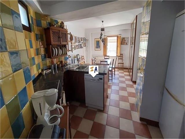 4 soveværelse Byhus til salg i Campo Nubes, Priego de Córdoba med garage - € 93.000 (Ref: 7781811)