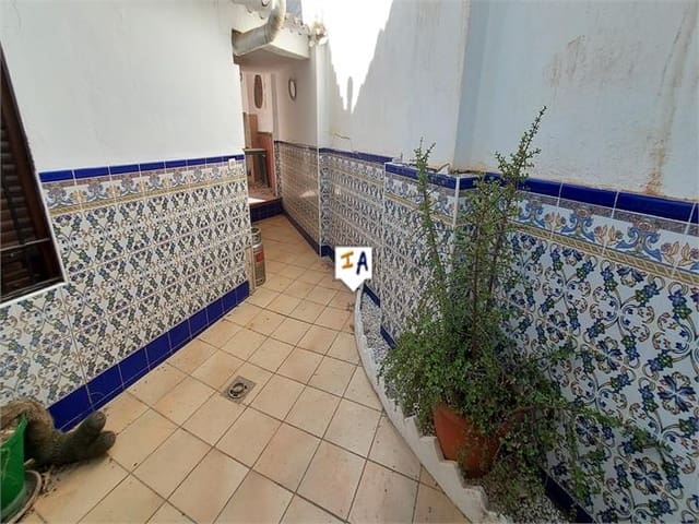 4 soveværelse Byhus til salg i Campo Nubes, Priego de Córdoba med garage - € 93.000 (Ref: 7781811)