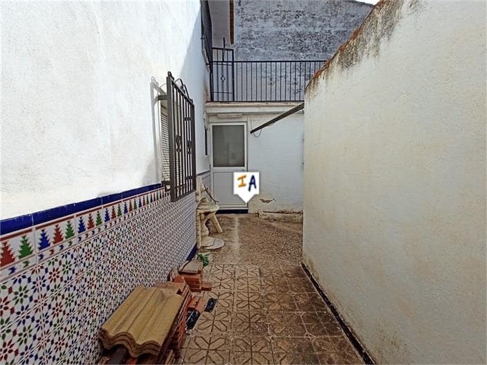 4 bedroom Townhouse for sale in Priego de Cordoba - € 109,900 (Ref: 7793368)