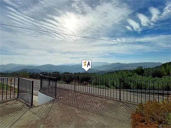 4 bedroom Townhouse for sale in Priego de Cordoba - € 109,900 (Ref: 7793368)