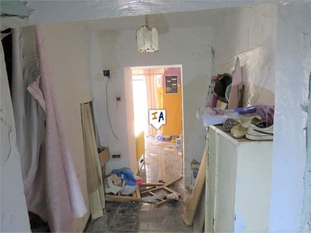 3 slaapkamer Huis te koop in Martos - € 22.000 (Ref: 7821040)