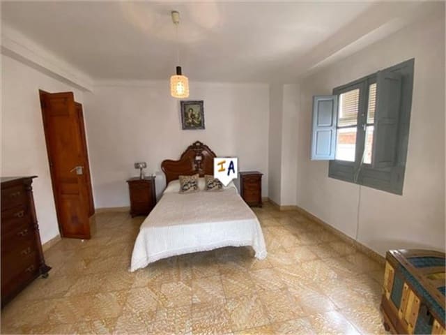 3 bedroom Apartment for sale in Castillo de Locubín - € 77,000 (Ref: 7873497)