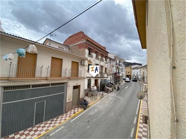 3 bedroom Apartment for sale in Castillo de Locubín - € 77,000 (Ref: 7873497)