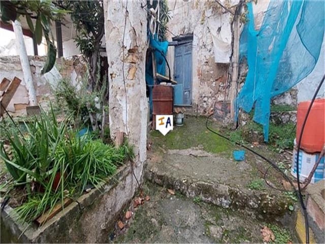 3 soveværelse Byhus til salg i Castillo de Locubín - € 49.000 (Ref: 7883950)