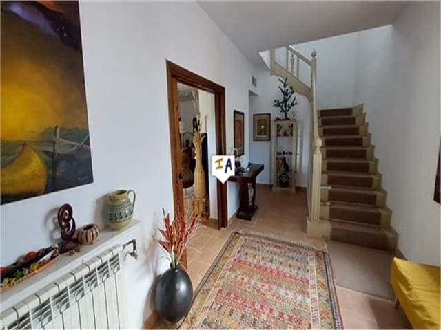 6 soveværelse Finca/Landehus til salg i Almedinilla med swimmingpool garage - € 930.000 (Ref: 7889540)