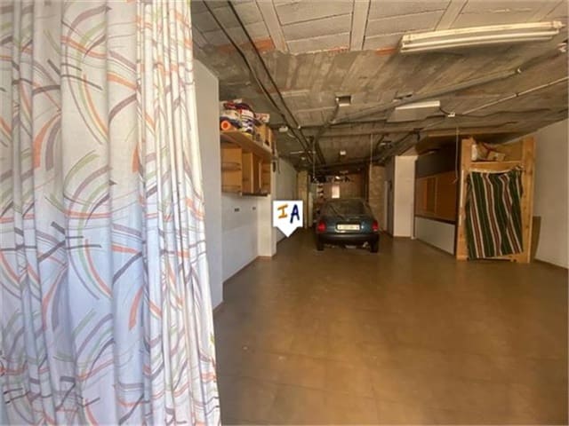 1 bedroom Commercial for sale in Alcalá la Real with garage - € 120,000 (Ref: 7901449)