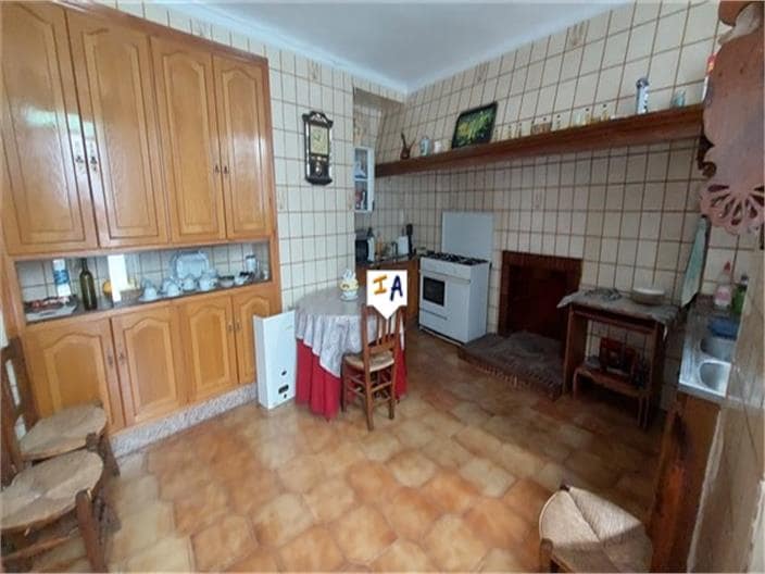 5 soveværelse Byhus til salg i Luque - € 76.000 (Ref: 7940922)