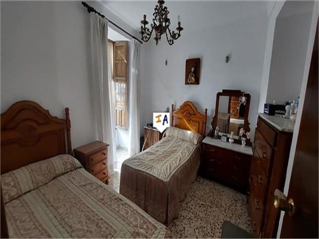 5 soveværelse Byhus til salg i Luque - € 76.000 (Ref: 7940922)