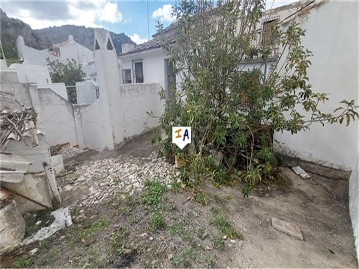 4 soveværelse Byhus til salg i Zuheros - € 83.000 (Ref: 7953360)