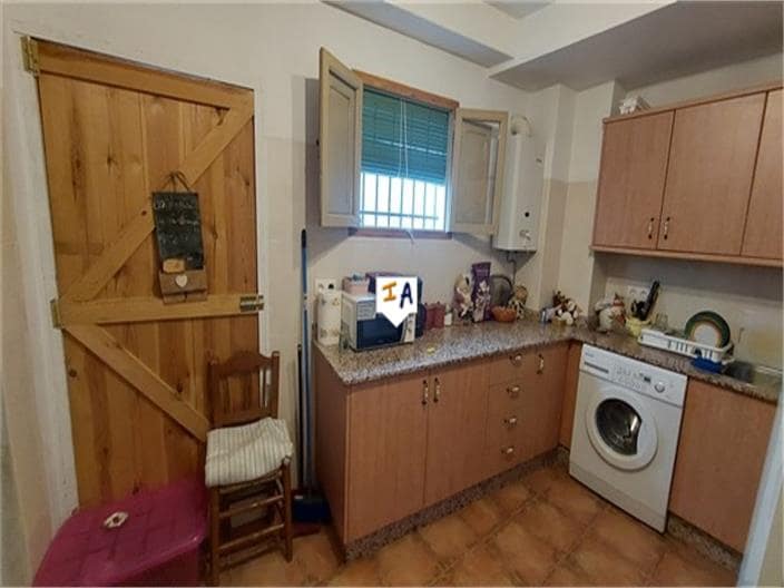 3 soveværelse Byhus til salg i Castillo de Locubin - € 44.000 (Ref: 7957055)