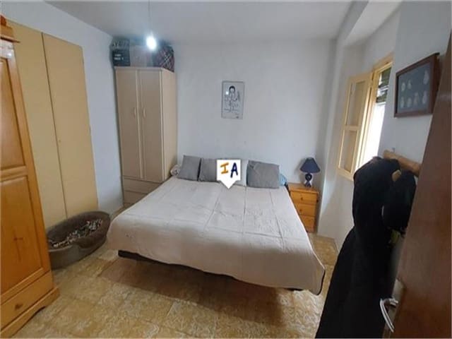 3 soverom Hus til salgs i Castillo de Locubín - € 44 000 (Ref: 7957055)