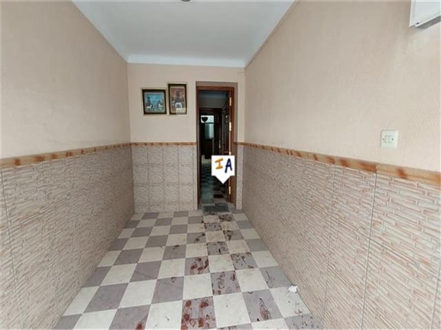 3 soverom Hus til salgs i Luque med garasje - € 62 000 (Ref: 7966558)