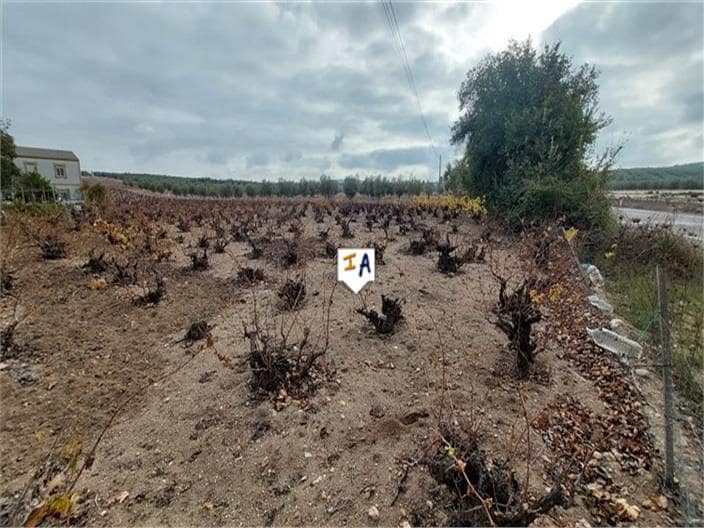 3 soveværelse Byhus til salg i Monturque med garage - € 92.000 (Ref: 7966559)