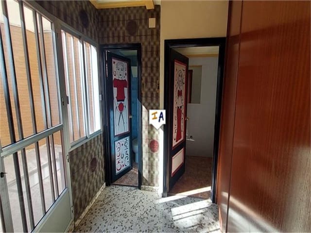Commercial for sale in Castillo de Locubín - € 110,000 (Ref: 7980219)