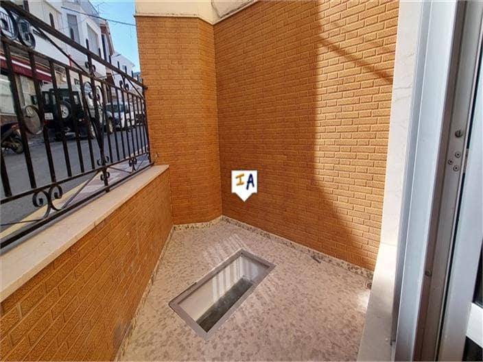 Erhverv til salg i Castillo de Locubin - € 110.000 (Ref: 7980219)