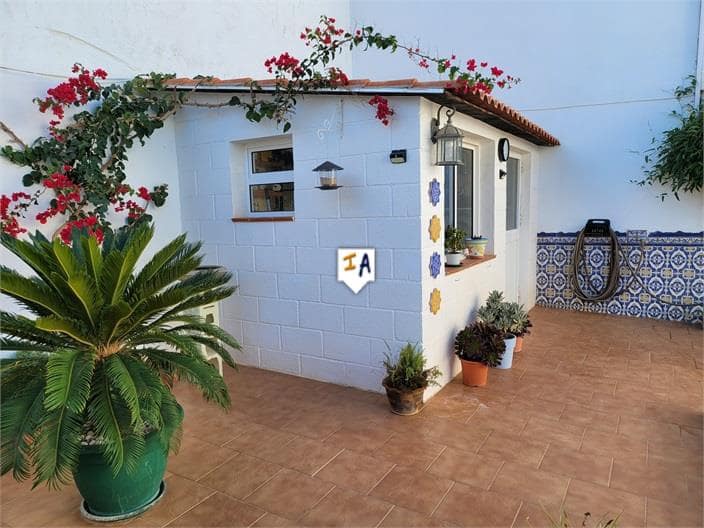 3 bedroom Townhouse for sale in Humilladero with pool € 179,950 (Ref