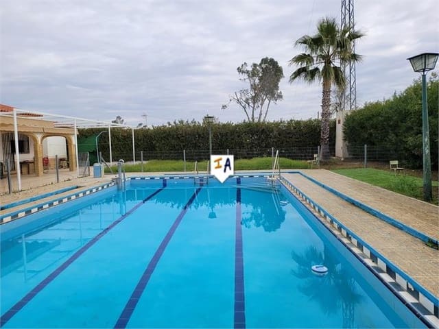 3 chambre Villa/Maison à vendre à Marchena avec piscine garage - 210 000 € (Ref: 8005239)