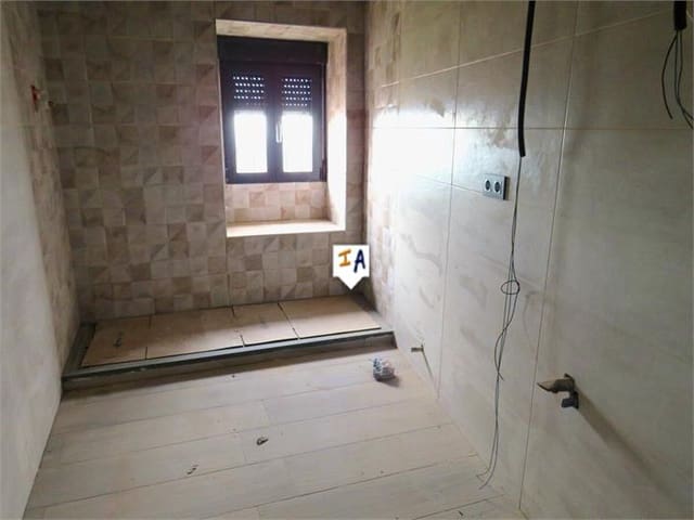 2 makuuhuone Omakotitalo myytävänä paikassa Martos - 50 000 € (Ref: 8022636)