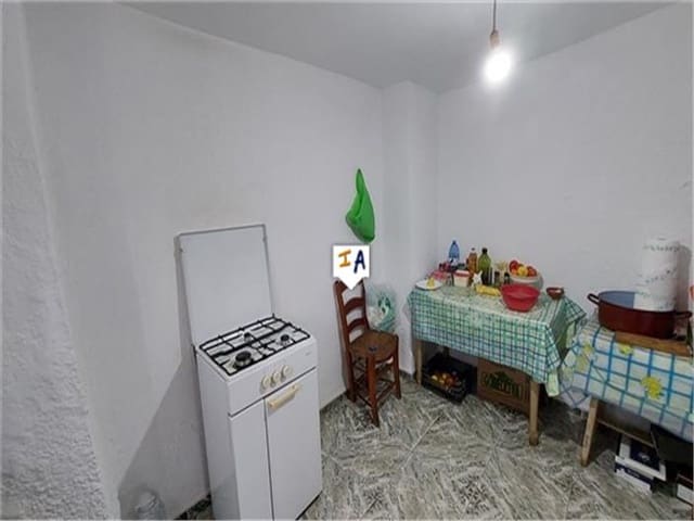 5 slaapkamer Finca/Landhuis te koop in Cabra - € 135.000 (Ref: 8049535)