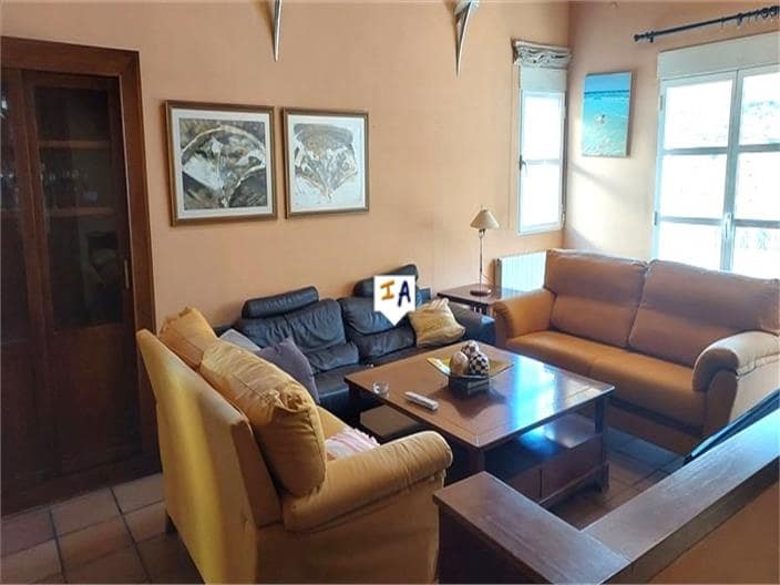 4 soveværelse Byhus til salg i Rute med garage - € 197.000 (Ref: 8059231)