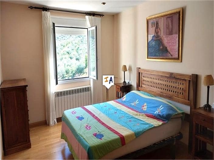 4 soveværelse Byhus til salg i Rute med garage - € 197.000 (Ref: 8059231)