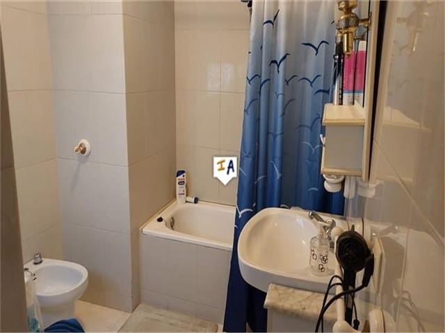 4 sypialnia Dom na sprzedaż w Fuente-Tójar z garażem - 79 000 € (Ref: 8071552)