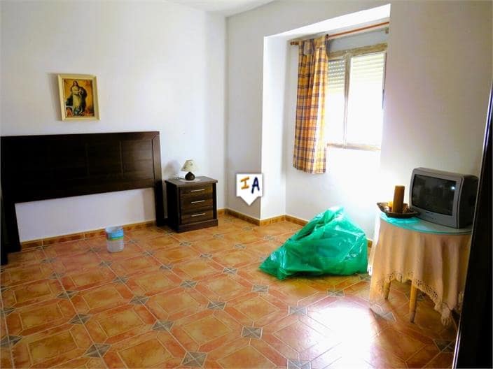 6 soveværelse Byhus til salg i Martos med swimmingpool garage - € 150.000 (Ref: 8076860)