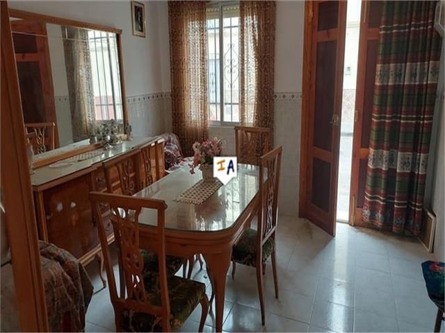 4 slaapkamer Huis te koop in Priego de Córdoba - € 63.000 (Ref: 8113281)