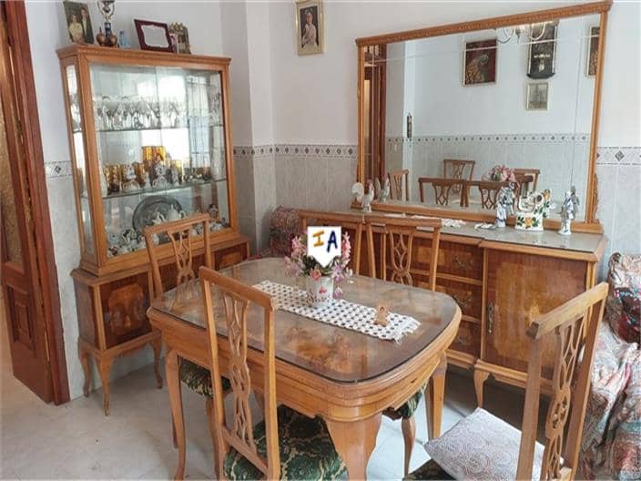 4 bedroom Townhouse for sale in Priego de Cordoba - € 63,000 (Ref: 8113281)