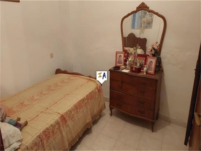 4 slaapkamer Huis te koop in Priego de Córdoba - € 63.000 (Ref: 8113281)